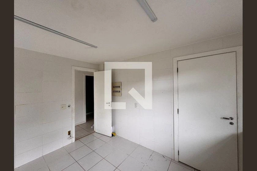 Вид на горы и 5 спален: дом 650 м² — photo 31