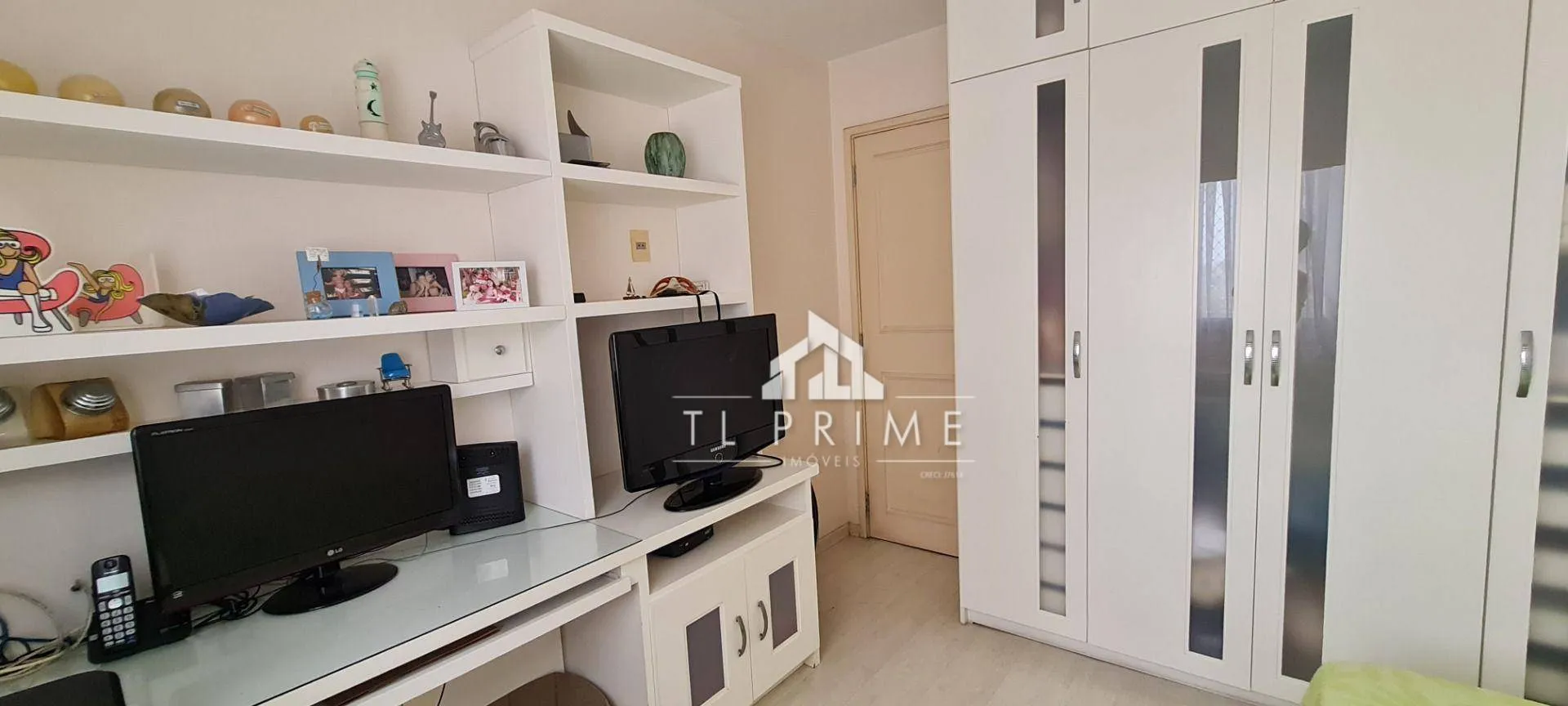 Apartamento de 3 dormitórios com 4 banheiros e varanda — photo 14