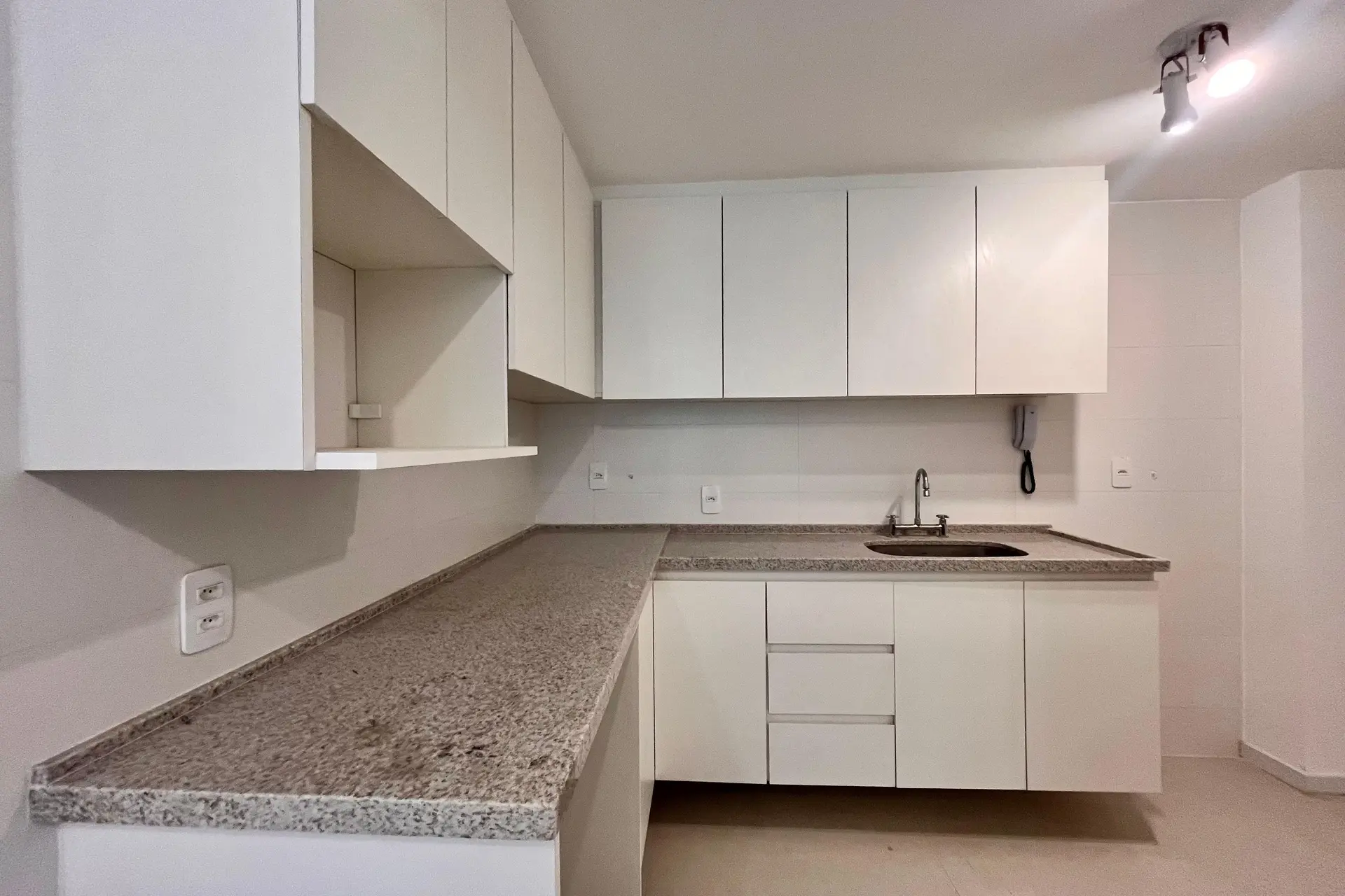 Kitnet com 1 quarto e 1 banheiro, sem vaga de garagem — photo 3