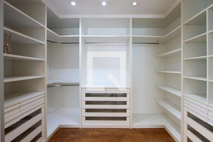 Apartamento para locação com 3 suítes e 4 banheiros — photo 44