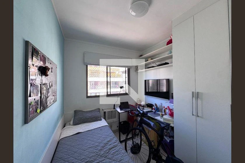Rental apartment with 3 bedrooms and 211 m² — photo 12