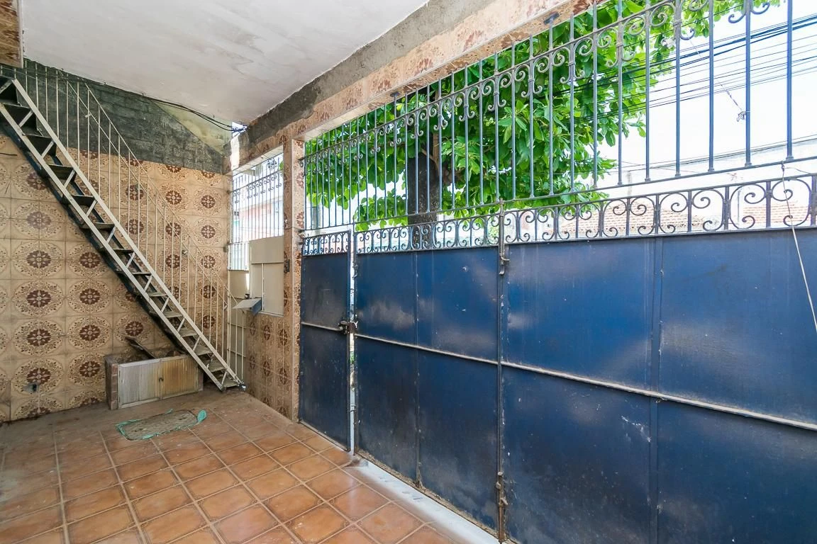 3-bedroom house, 1 with its own bathroom, 90 m² — photo 2