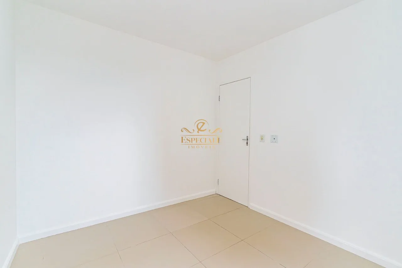 2-bedroom apartment with a balcony and parking spot — photo 21