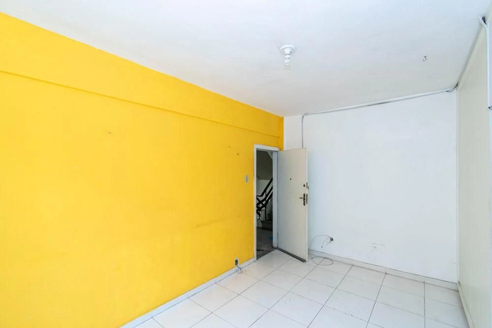 Unfurnished 1-bedroom apartment with 1 bathroom — photo 12