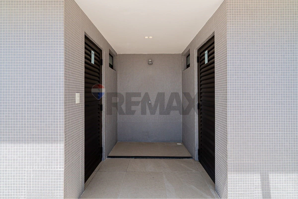 Apartamento de 1 quarto com janelas do piso ao teto — photo 8