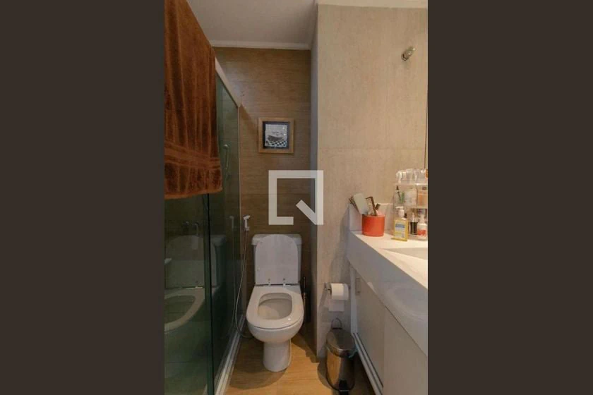 3-bedroom apartment with a home office — photo 8