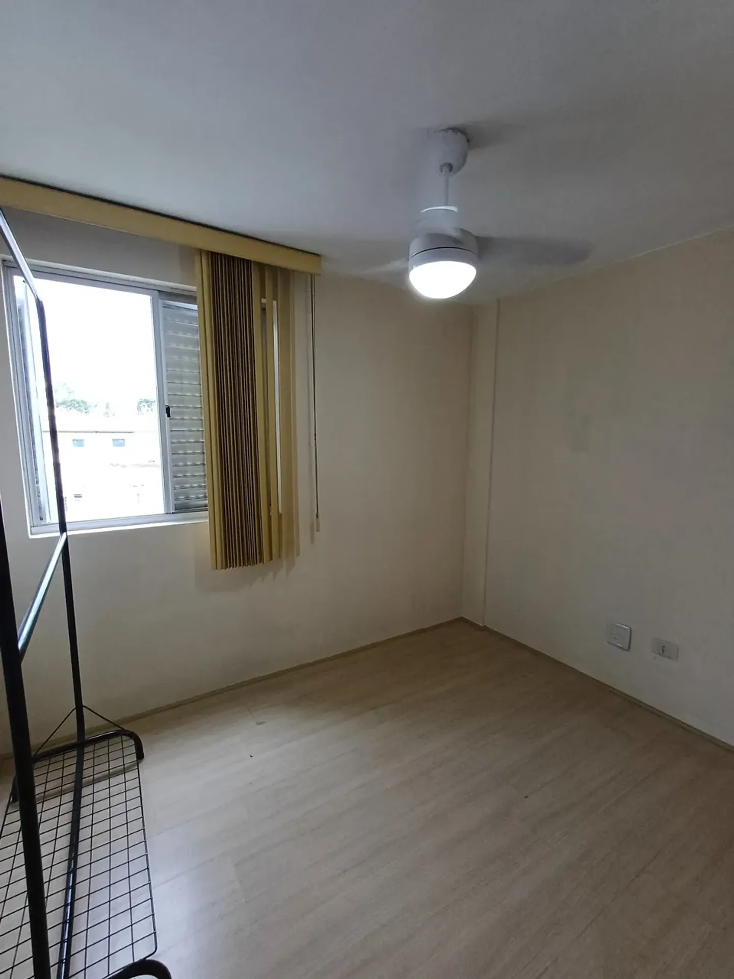 3-bedroom apartment with a grill on the balcony in Curitiba — photo 2