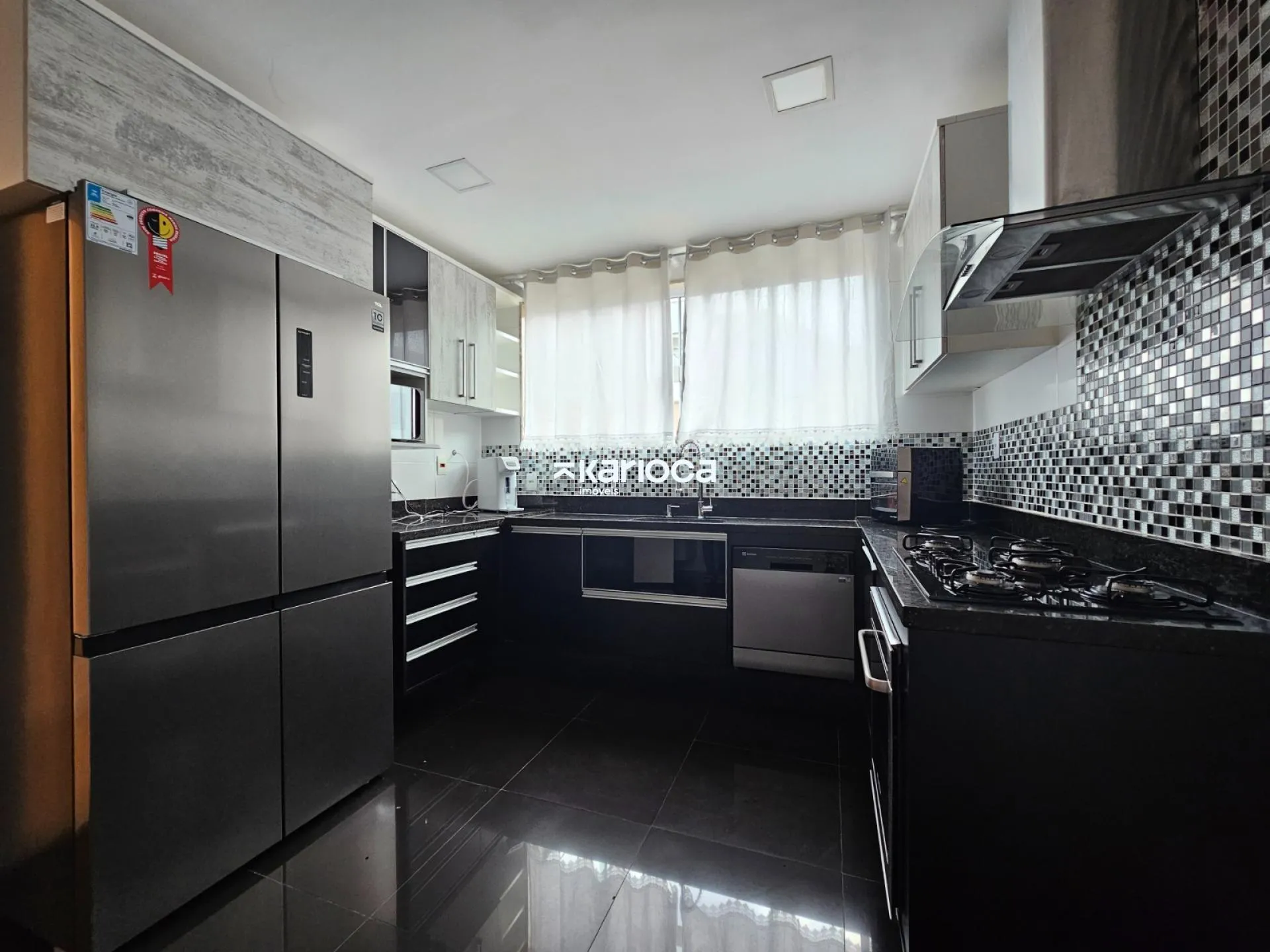Furnished apartment with closed kitchen and 4 bedrooms — photo 19