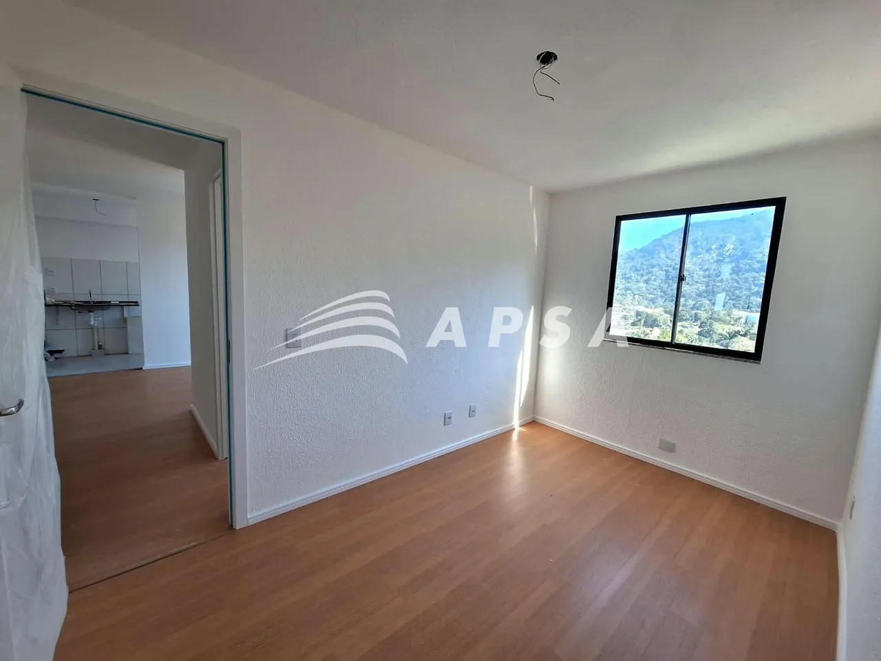 Apartamento sem mobília com 2 quartos e varanda — photo 12