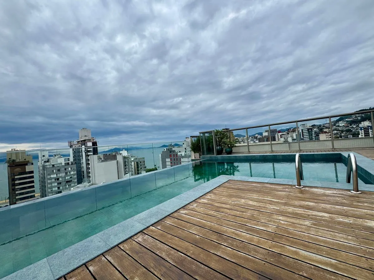 Вид на воду и 3 спальни: квартира 95 м² — photo 41