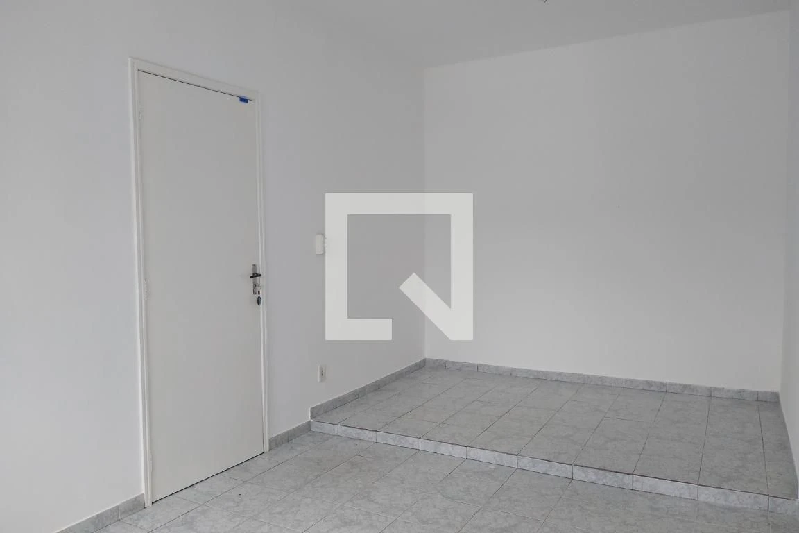 2-bedroom apartment in a building with a pool — photo 67