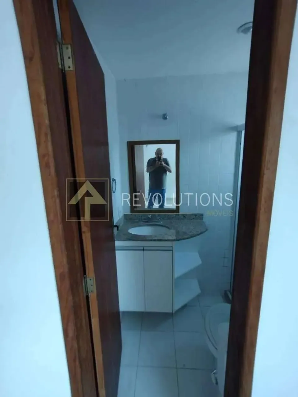 4-bedroom house with 5 bathrooms and 4 parking spaces — photo 12