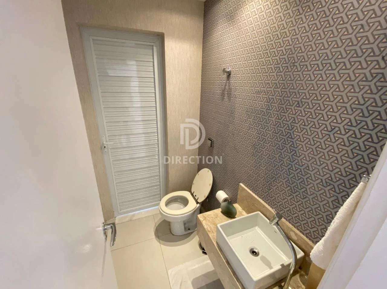 4 quartos e banheira: casa de 300 m² — photo 11