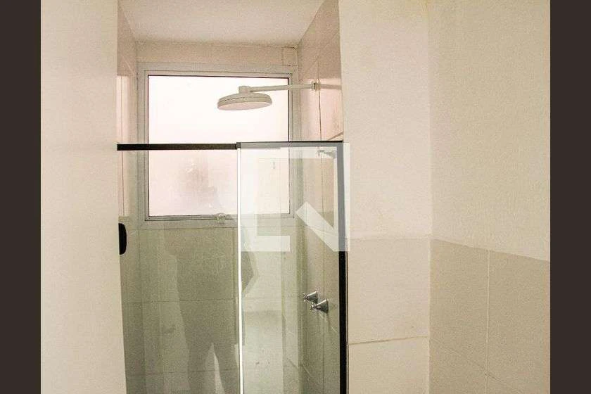 43 m² 2-bedroom apartment with a dedicated laundry area — photo 5