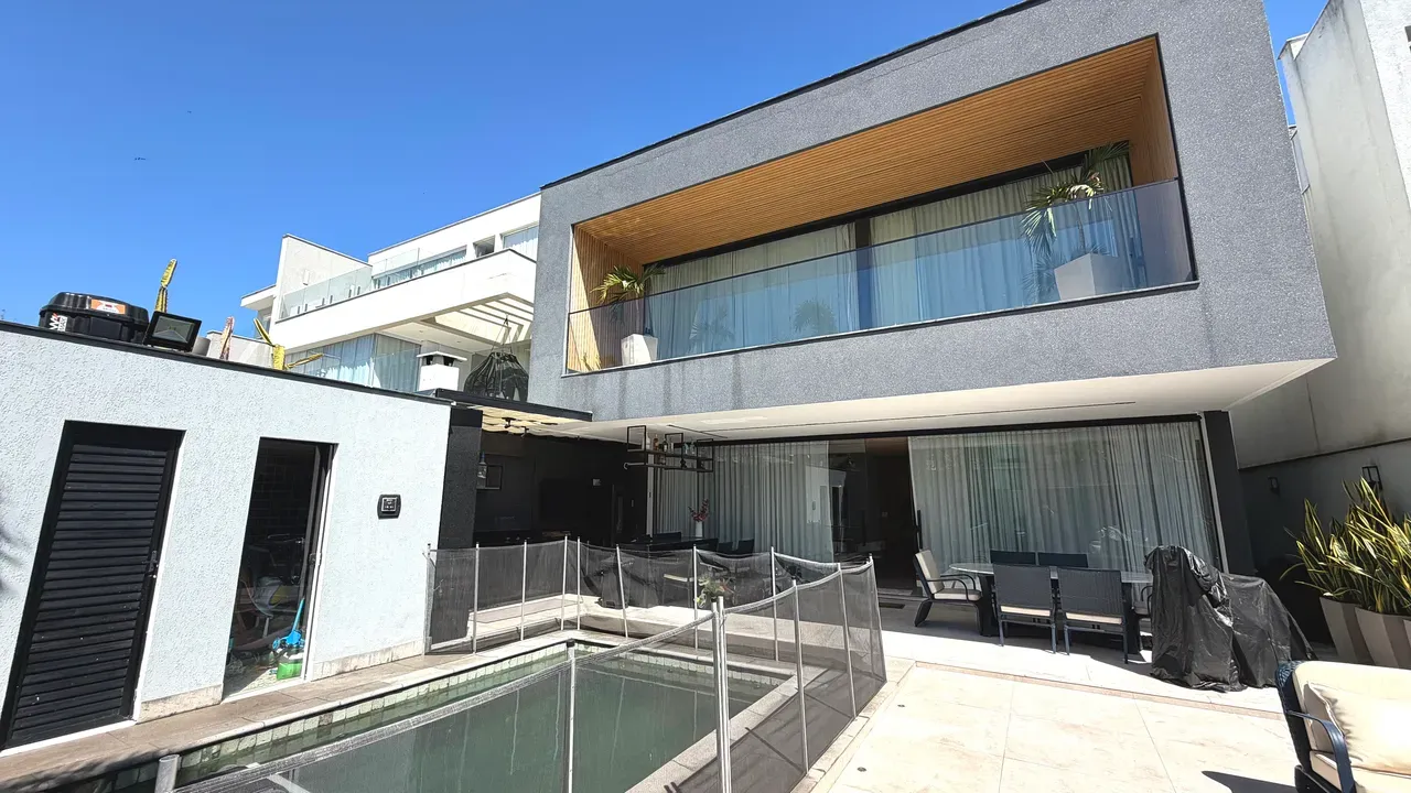 Furnished house with 4 bedrooms and 5 bathrooms — photo 2