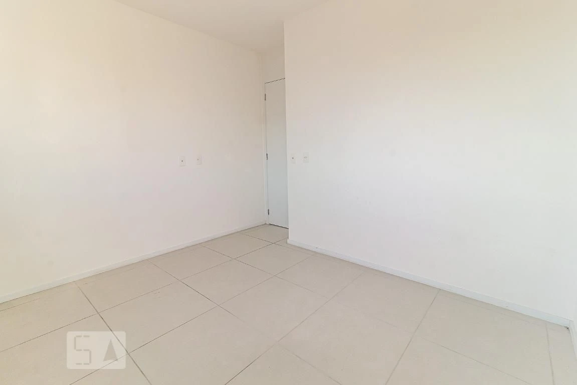Apartamento sem mobília com 3 quartos e cozinha a gás — photo 8
