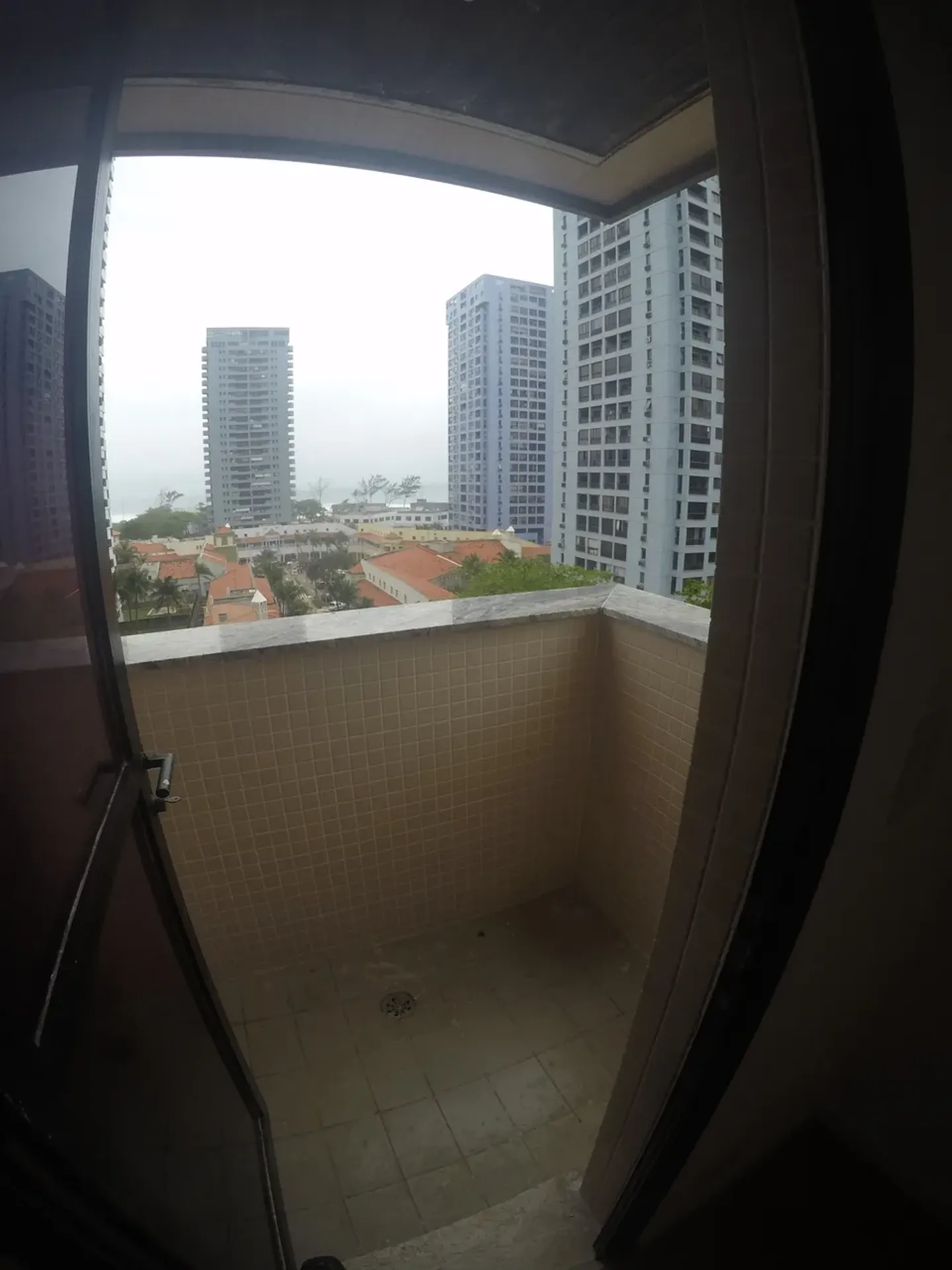 Apartamento com 2 quartos e varanda, mobiliado sem mobília — photo 23