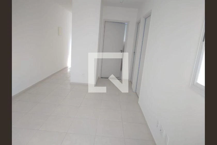 Apartamento de 2 quartos com cozinha fechada e 45 m² — photo 29