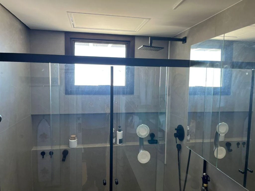 Furnished 66 m² apartment with 2 en-suite bedrooms — photo 20
