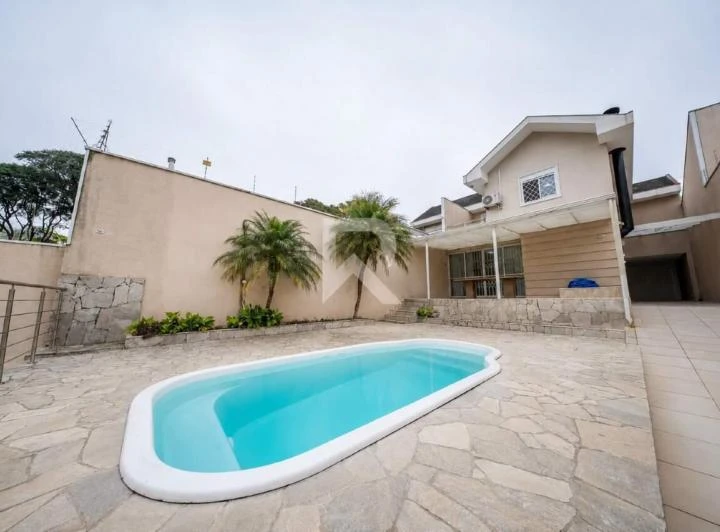 Будинок із басейном, 4 спальні та 690 м² — photo 4