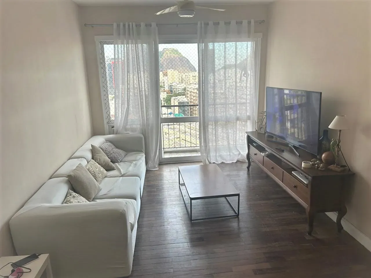3-bedroom apartment with laundry area and 105 m² — photo 3