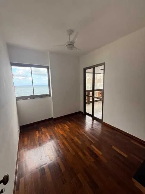 4-bedroom apartment with 4 bathrooms and 3 parking spots — photo 4