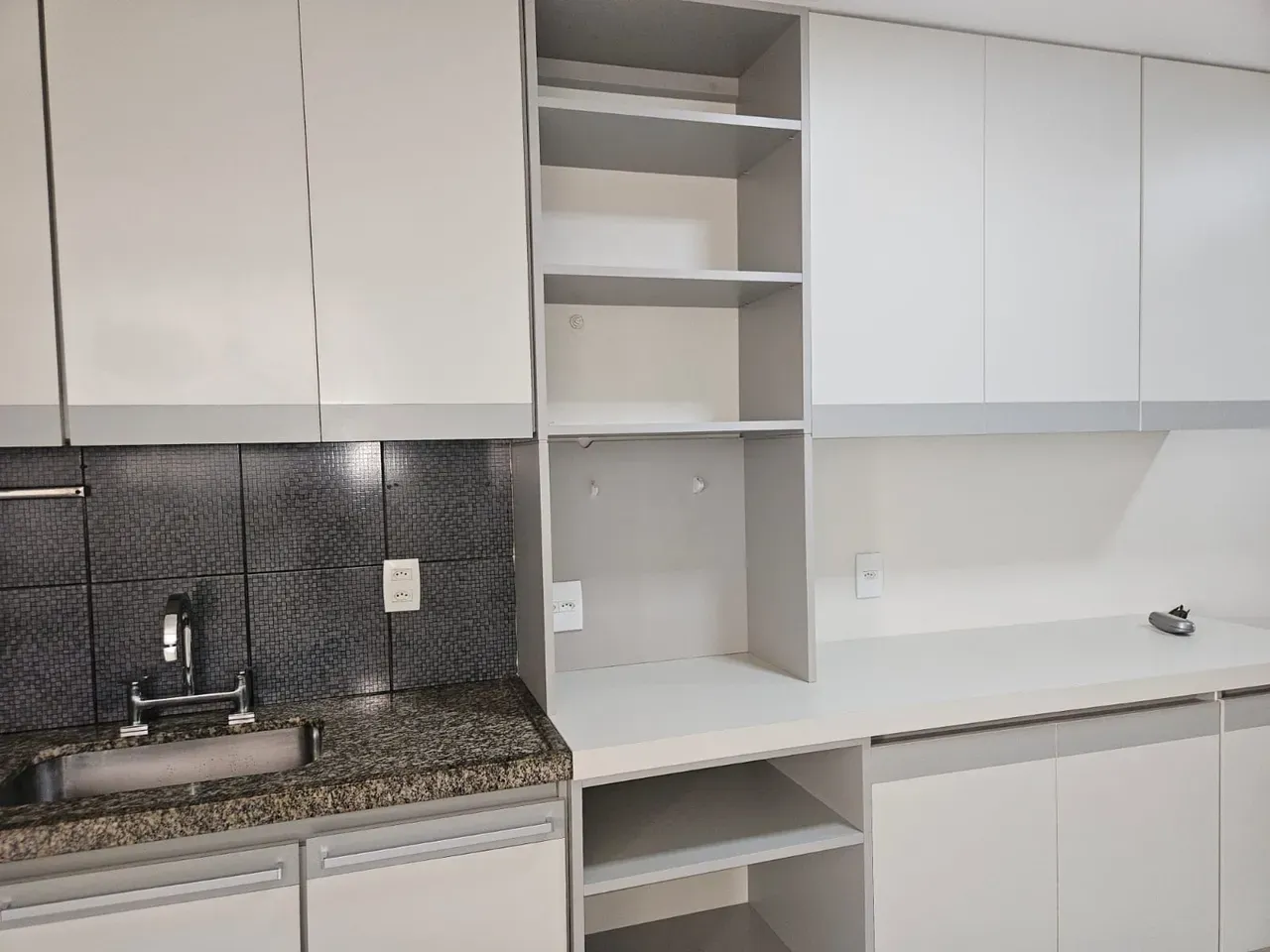 Apartamento, 200 m², com varanda envidraçada — photo 15