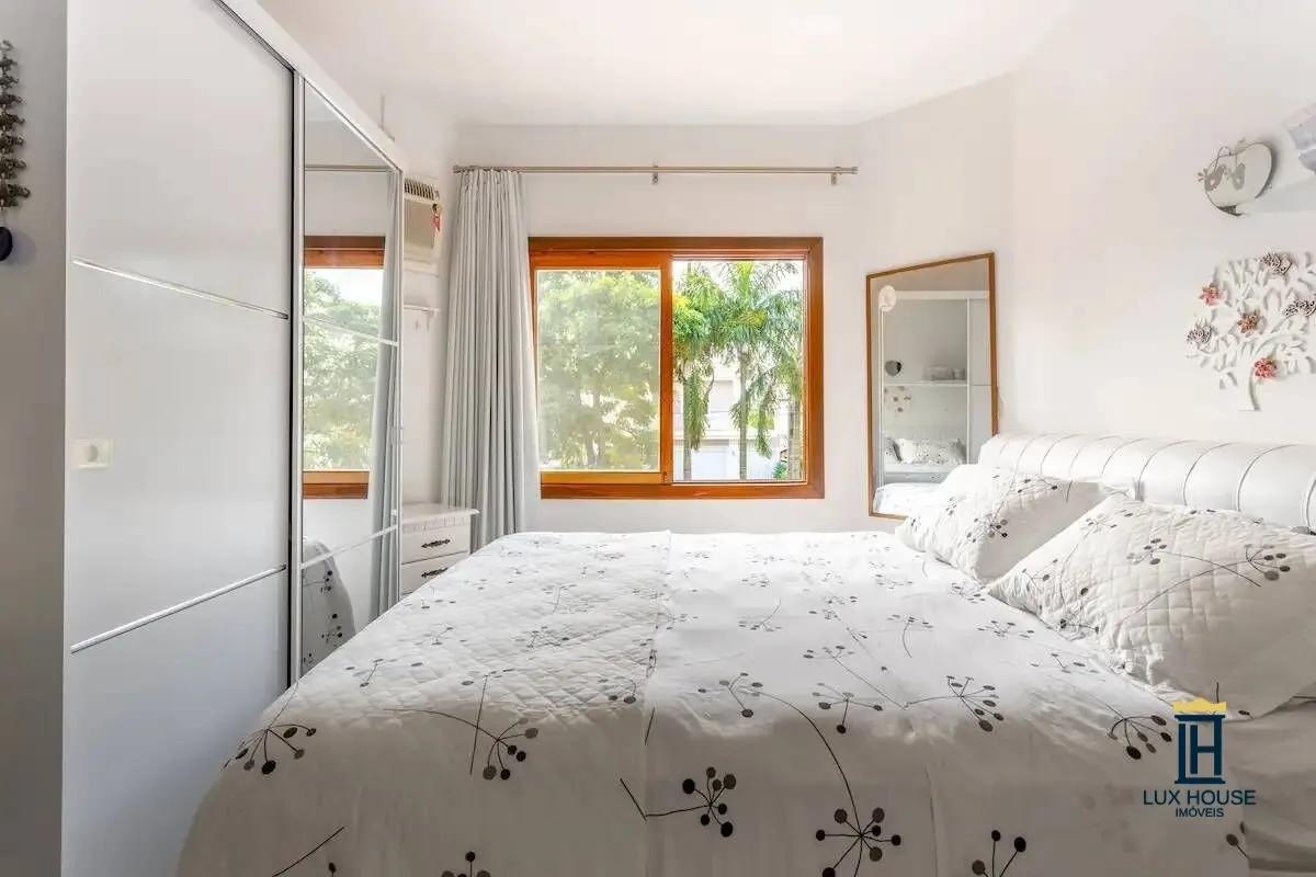 Furnished house with 5 en-suite bedrooms — photo 22