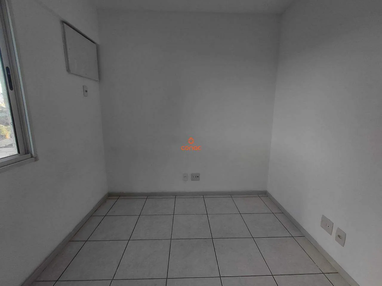 2-bedroom apartment in a building with a gym — photo 16