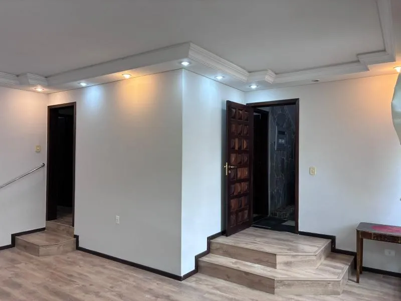 Home office in a 3-bedroom apartment, 160 m² — photo 22