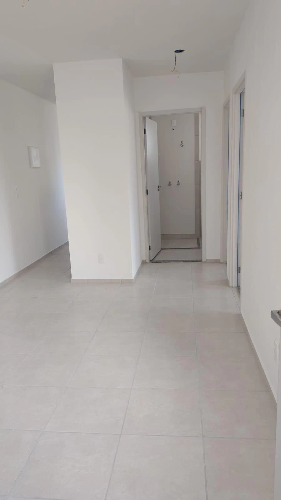Apartamento de 2 dormitorios y 1 baño con plaza — photo 8