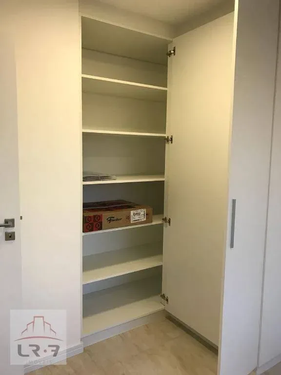 Unfurnished 2-bedroom apartment with balcony and 100 m² — photo 13