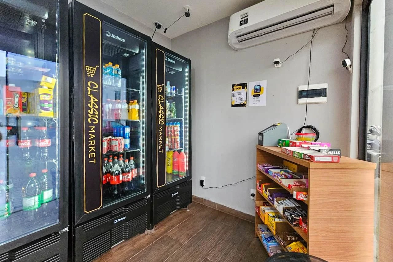 Apartamento de 2 quartos em condomínio com piscina — photo 47