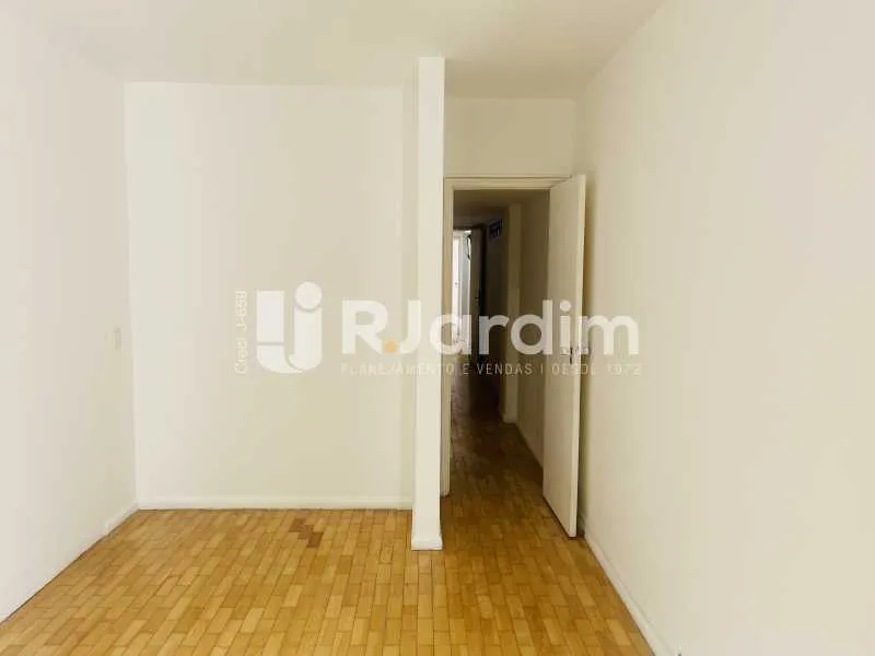 Apartamento com 3 quartos, 3 banheiros e varanda — photo 13