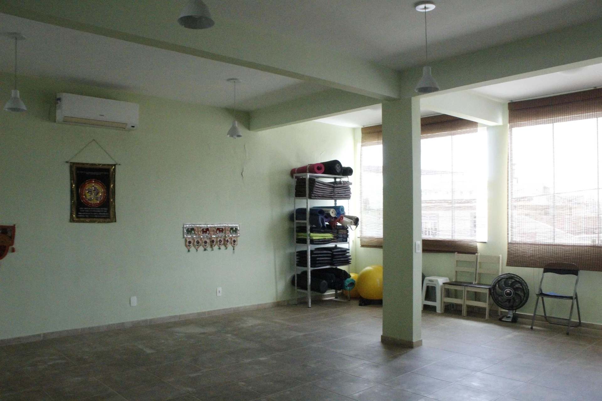 Casa sem mobília com 1 quarto e 2 banheiros e garagem — photo 46