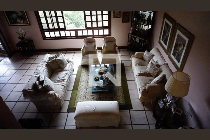 Casa mobiliada com 4 quartos e 460 m² — photo 4