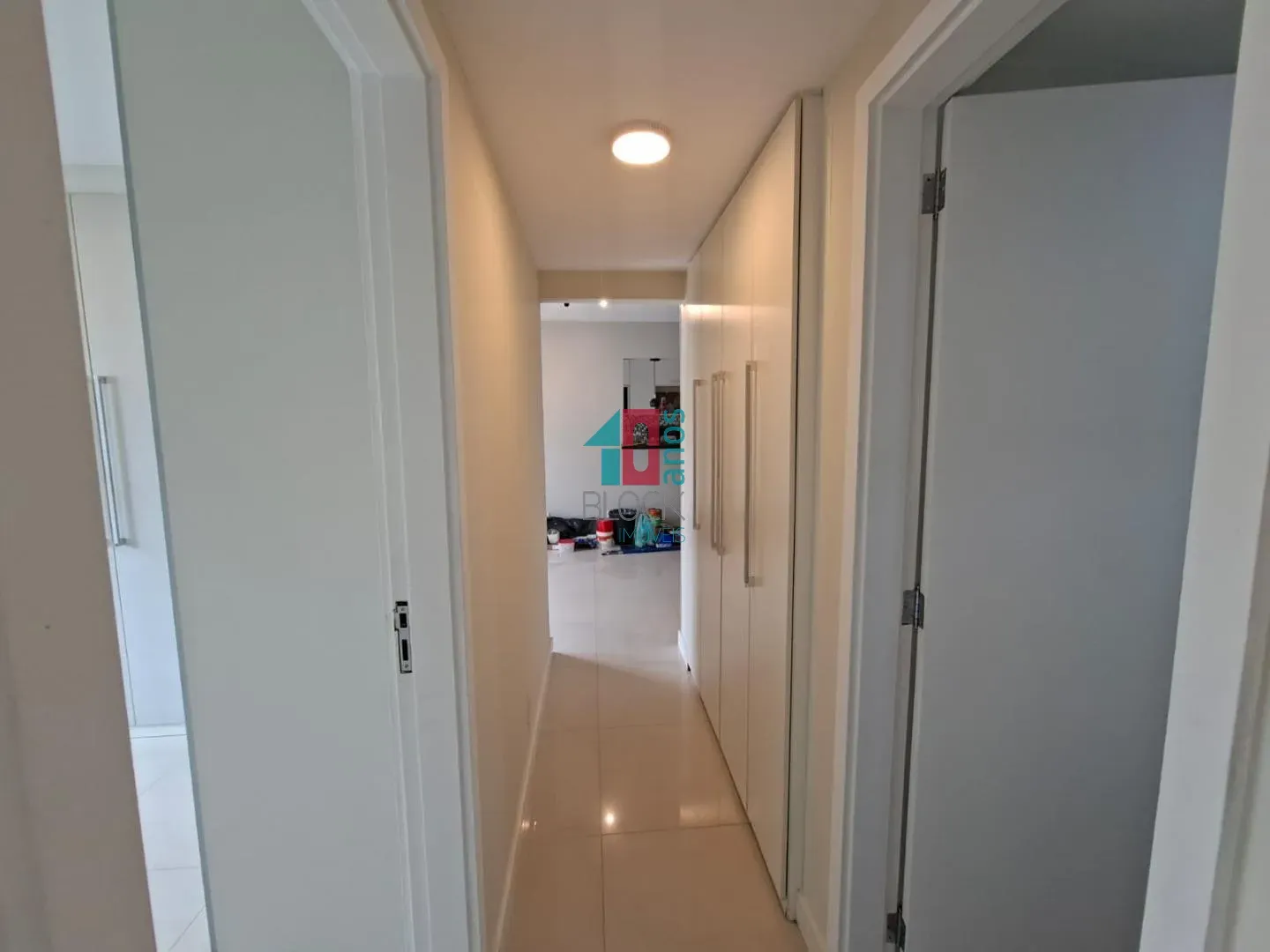 2-bedroom apartment in a building with a sauna — photo 15