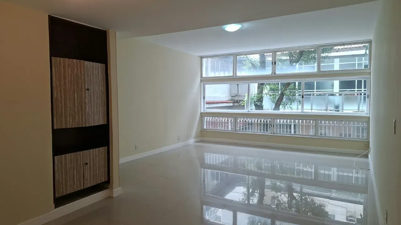 3-bedroom apartment, 1 with its own bathroom, 149 m² — photo 3
