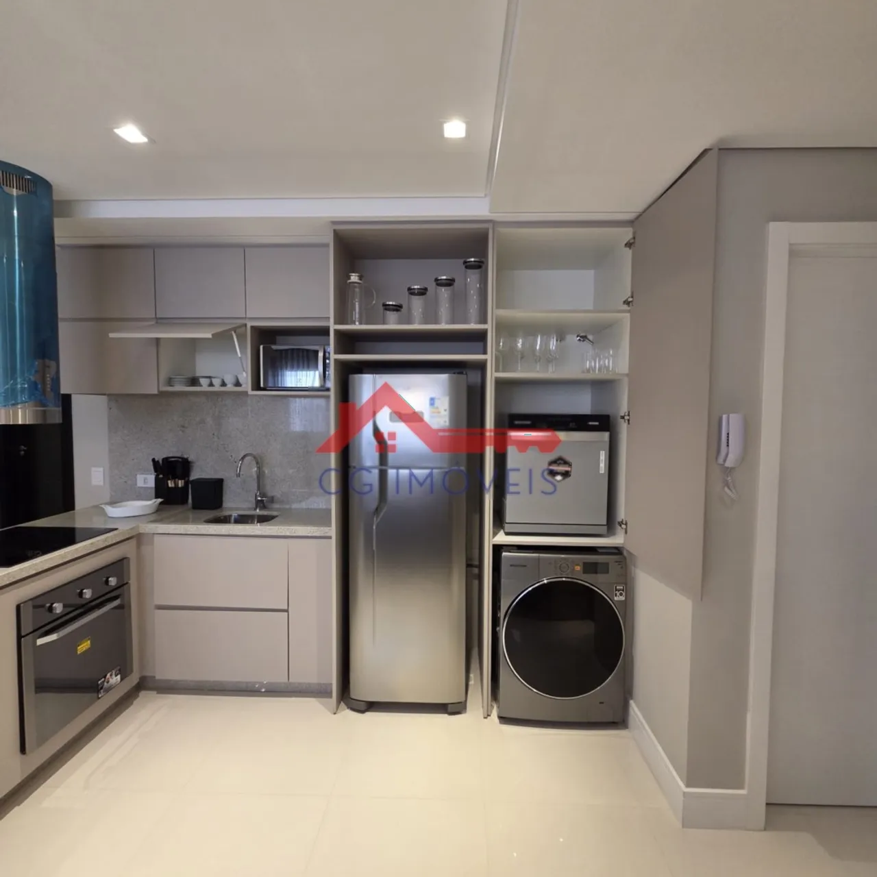 Furnished 1-bedroom apartment with an integrated kitchen