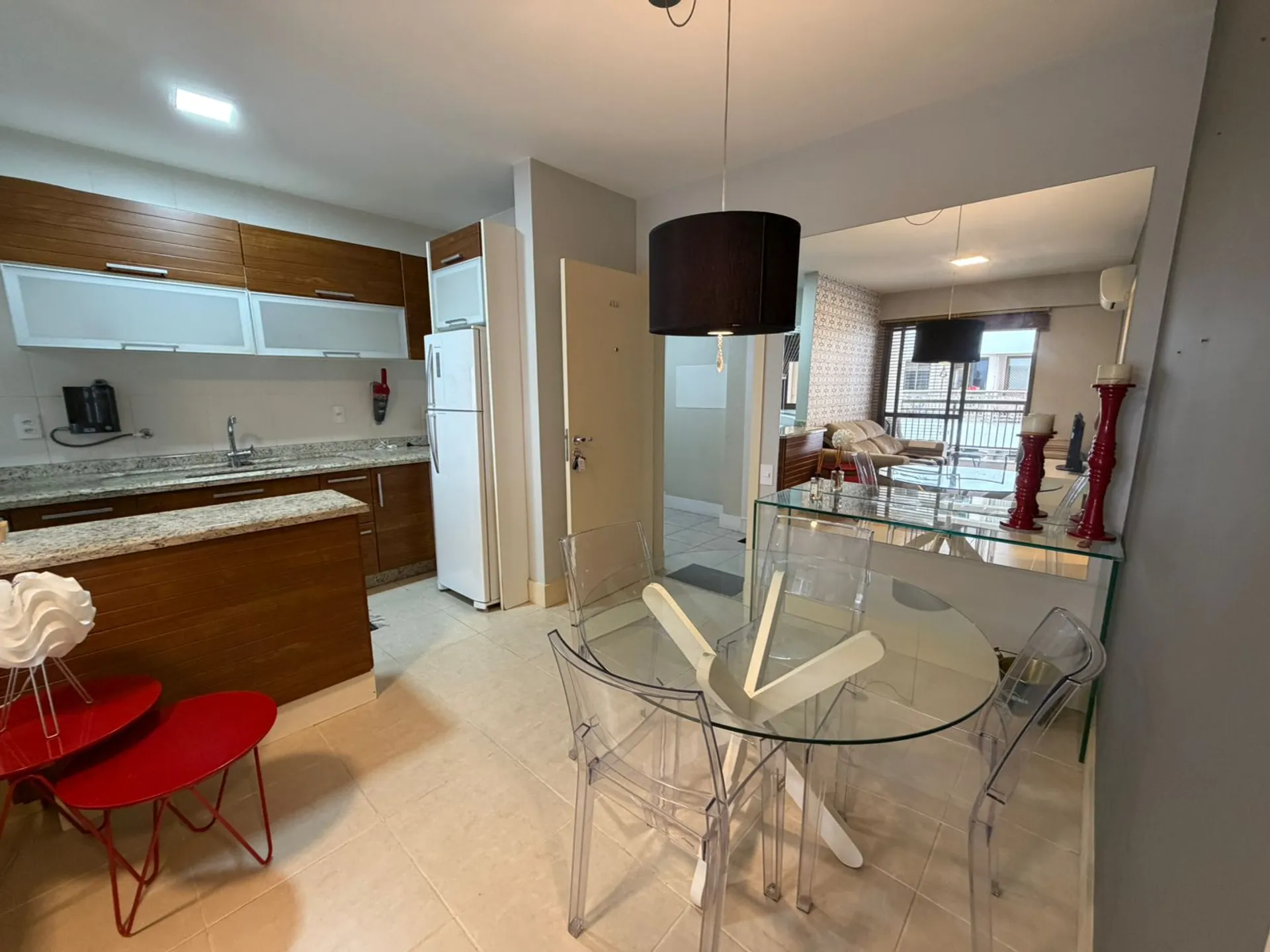 Furnished 2-bedroom apartment with suite and 114 m² — photo 7