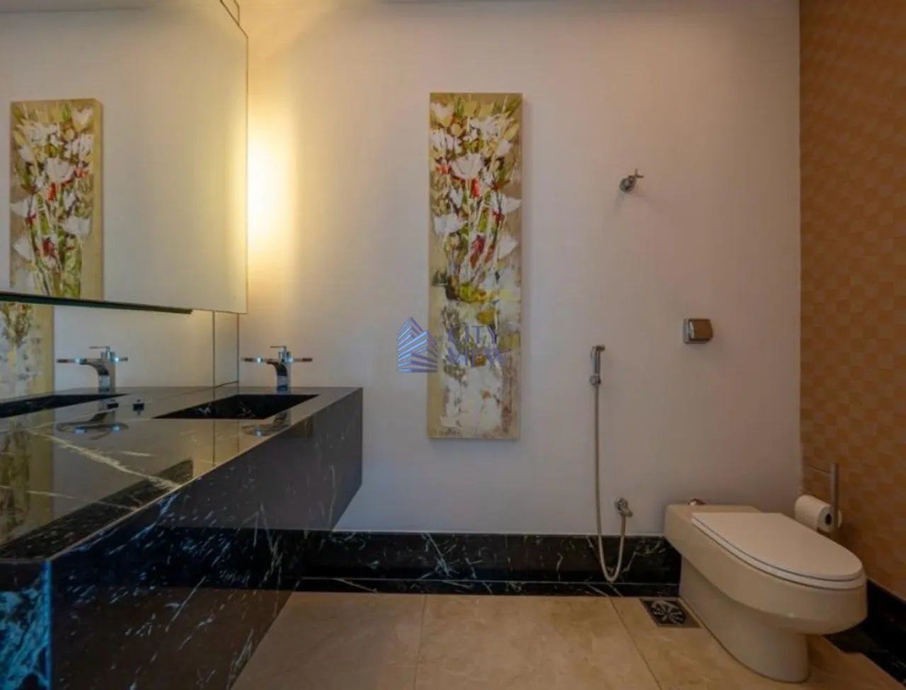 House with 5 bedrooms, 5 bathrooms and 5 parking, 1000 m² — photo 9