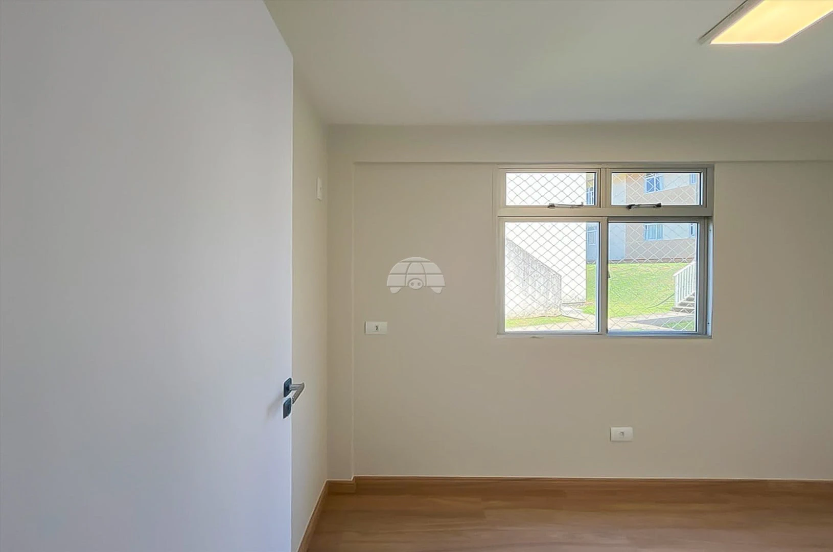 Wood or laminate floors in a 3-bedroom apartment, 50 m² — photo 14