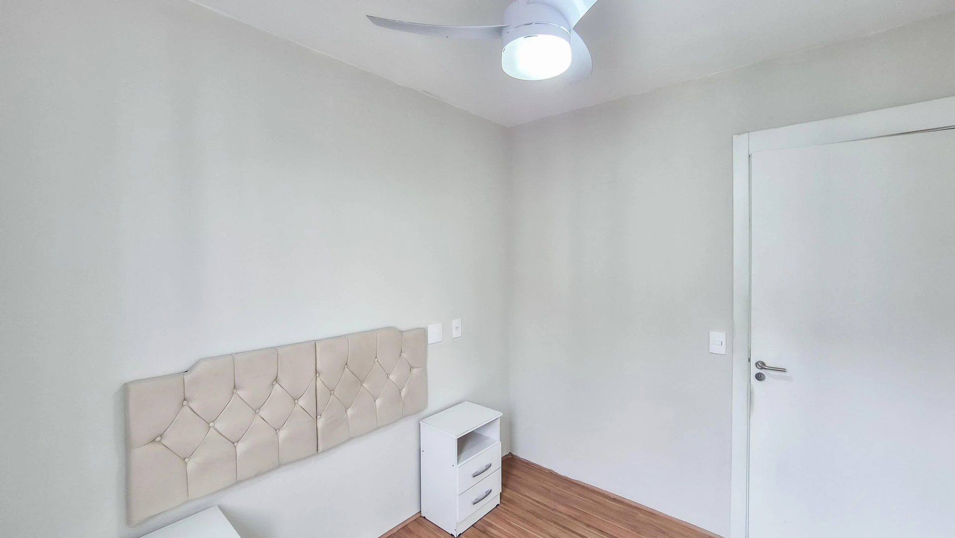 Apartamento com 2 quartos e varanda — photo 40