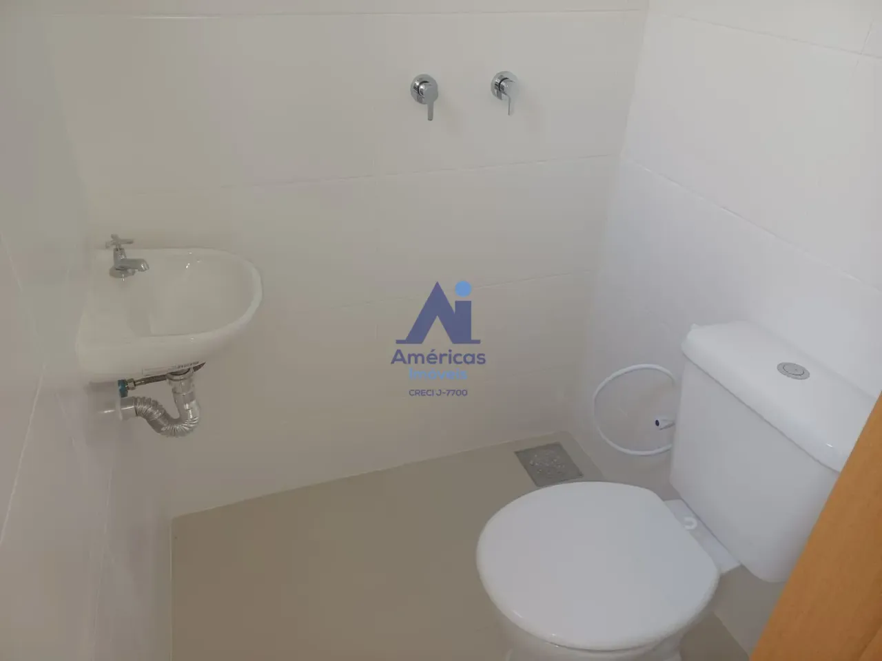 Rental apartment with 3 bedrooms and a balcony — photo 7