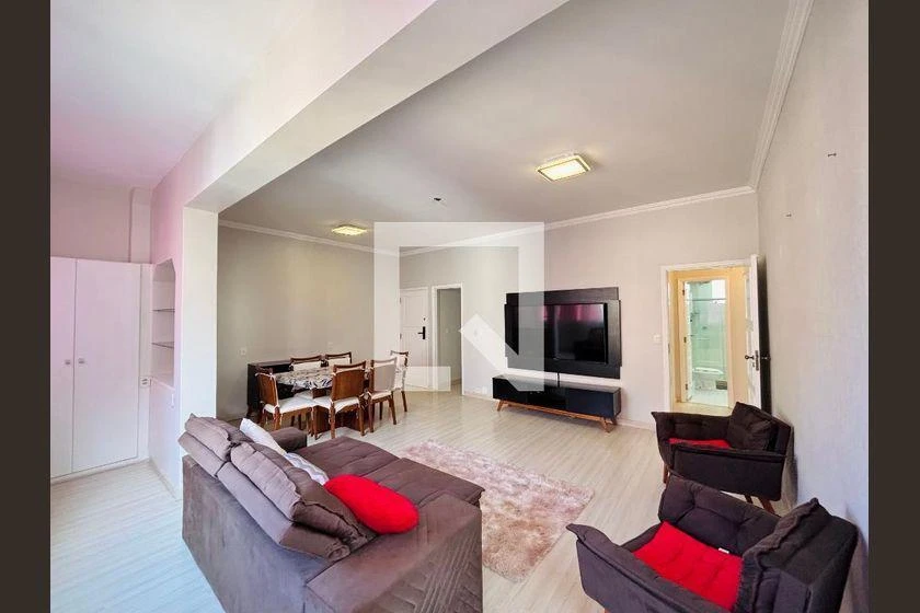 120 m² apartment with a washing machine and a mountain view
