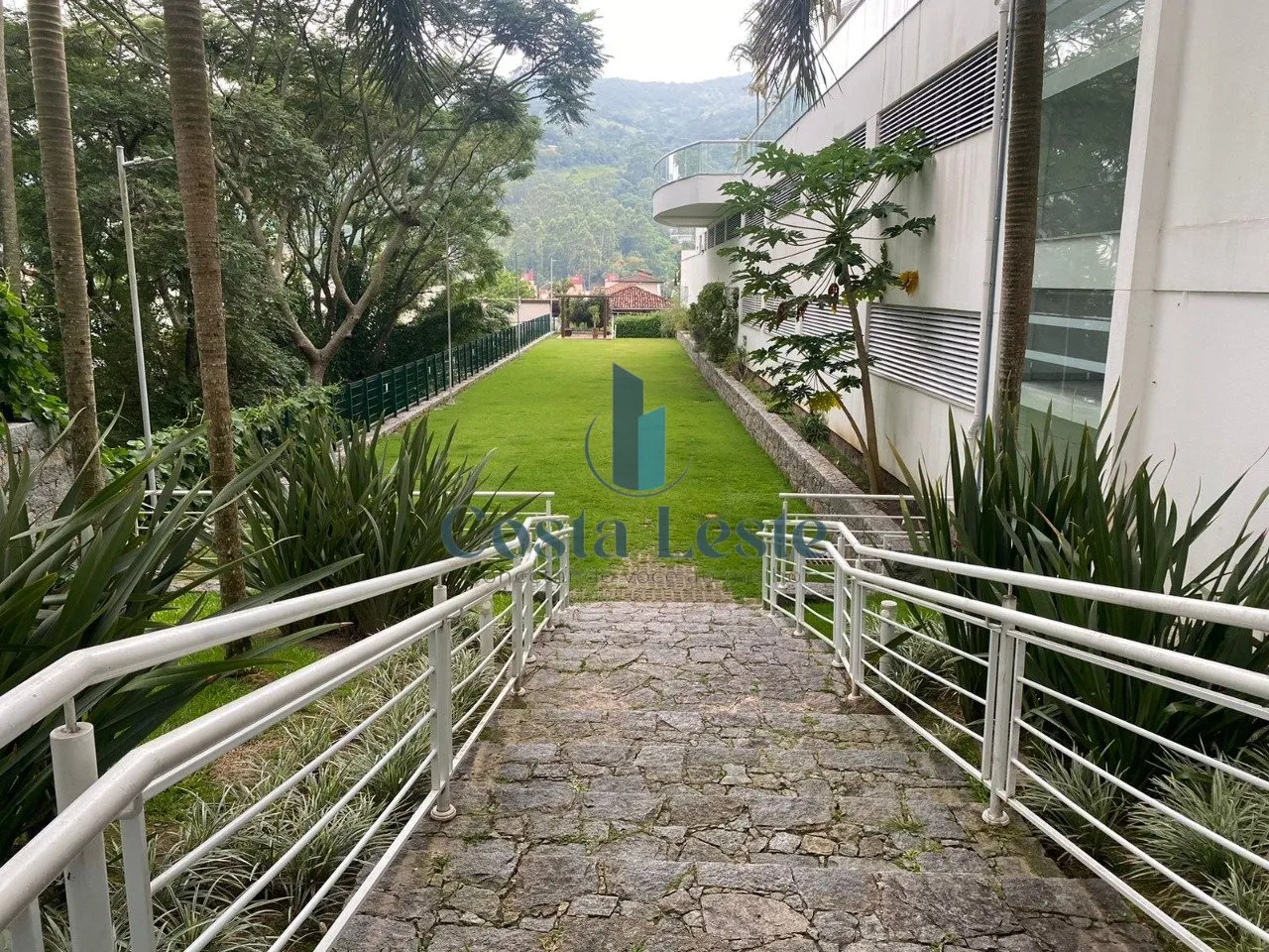 Apartment, 89 m², with a grill on the balcony — photo 13