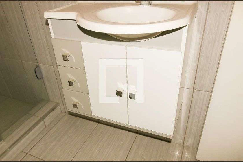 Apartamento de 2 habitaciones con cocina separada y 40 m² — photo 24