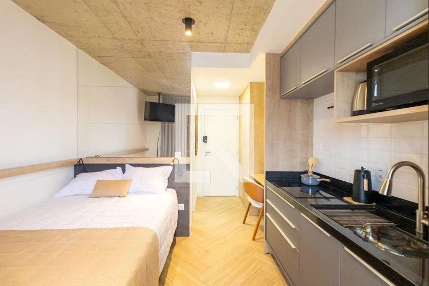 Furnished 1-bedroom apartment with balcony barbecue grill — photo 3