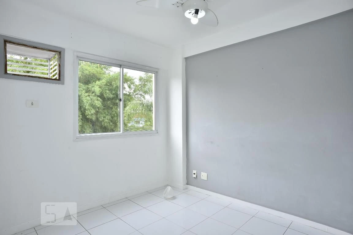 2-bedroom apartment in a building with a pool — photo 21