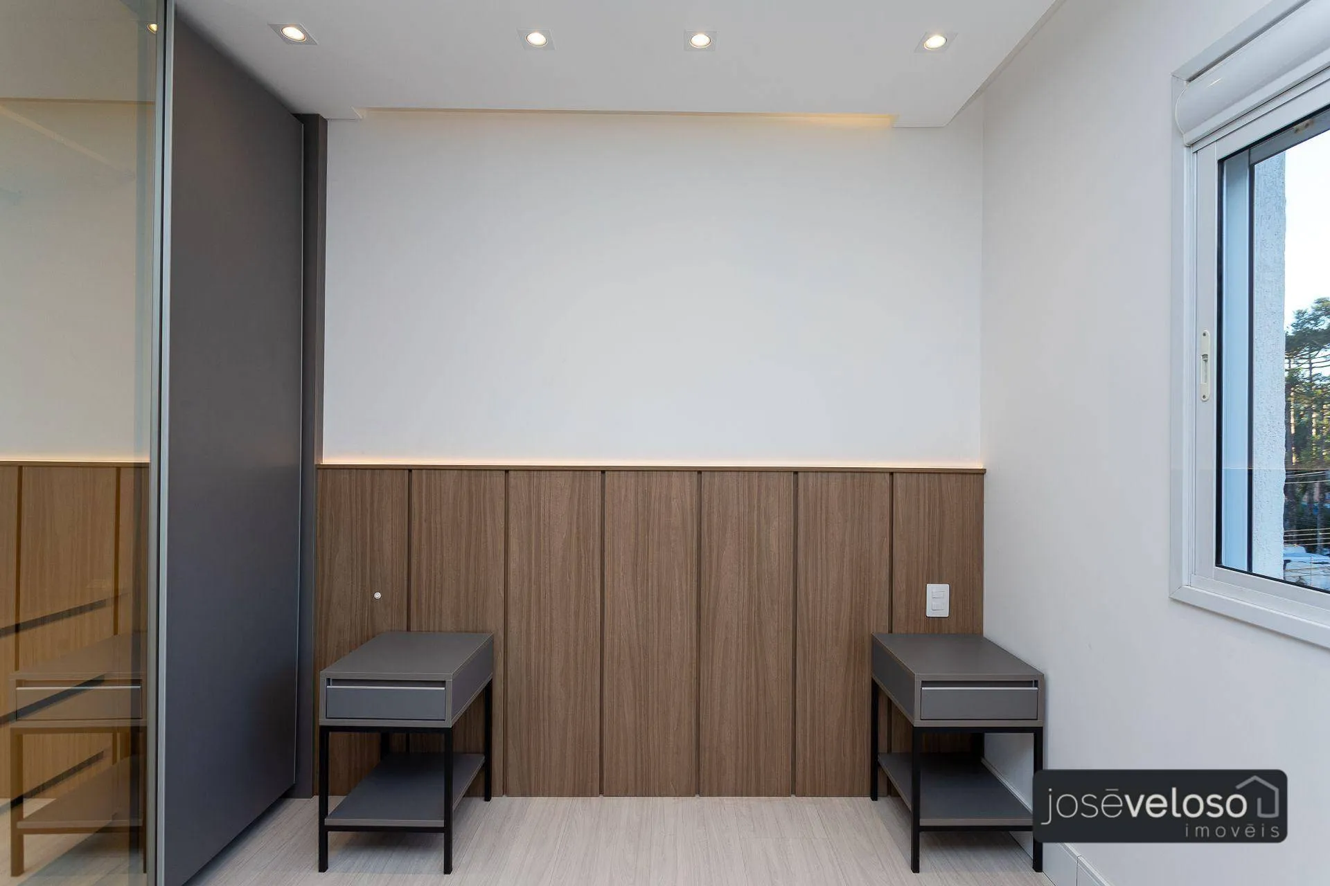 Apartment with open-plan kitchen and 4 bedrooms, 297 m² — photo 21